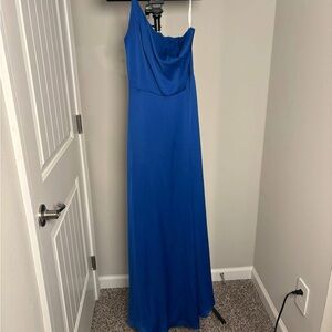 Elegant Blue Evening Gown